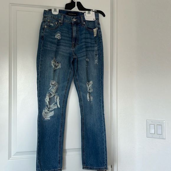 Aeropostale Denim - Aeropostale Ripped Mom Jeans Size 0